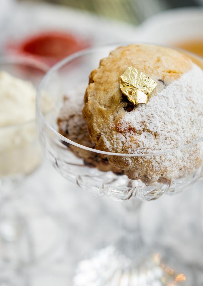 Afternoon tea servidos en cristal de Baccarat