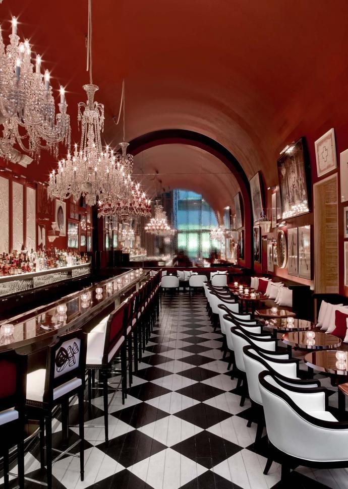 El interior del bar Baccarat