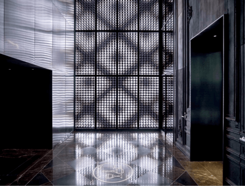 Parete in vetro Harcourt al Baccarat Hotel York 