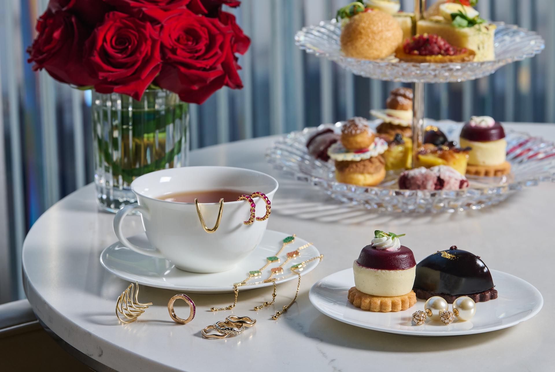 Baccarat Hotel でafternoon tea 、繊細でありながら贅沢なafternoon tea