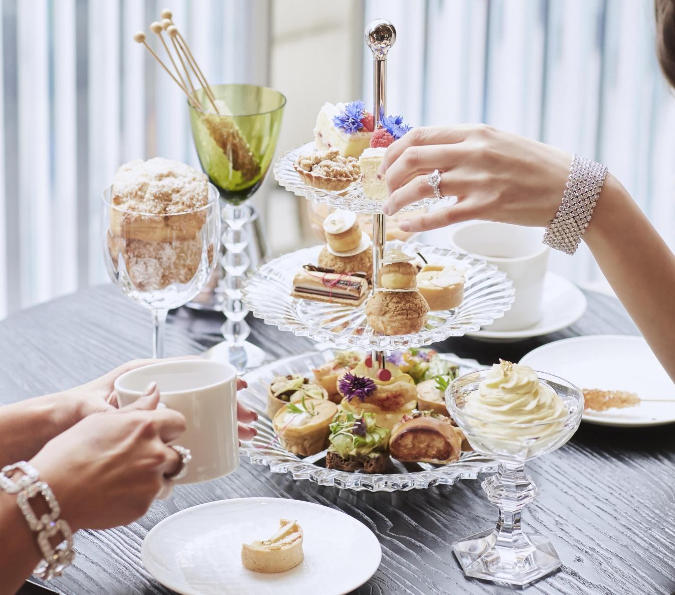 women having afternoon tea