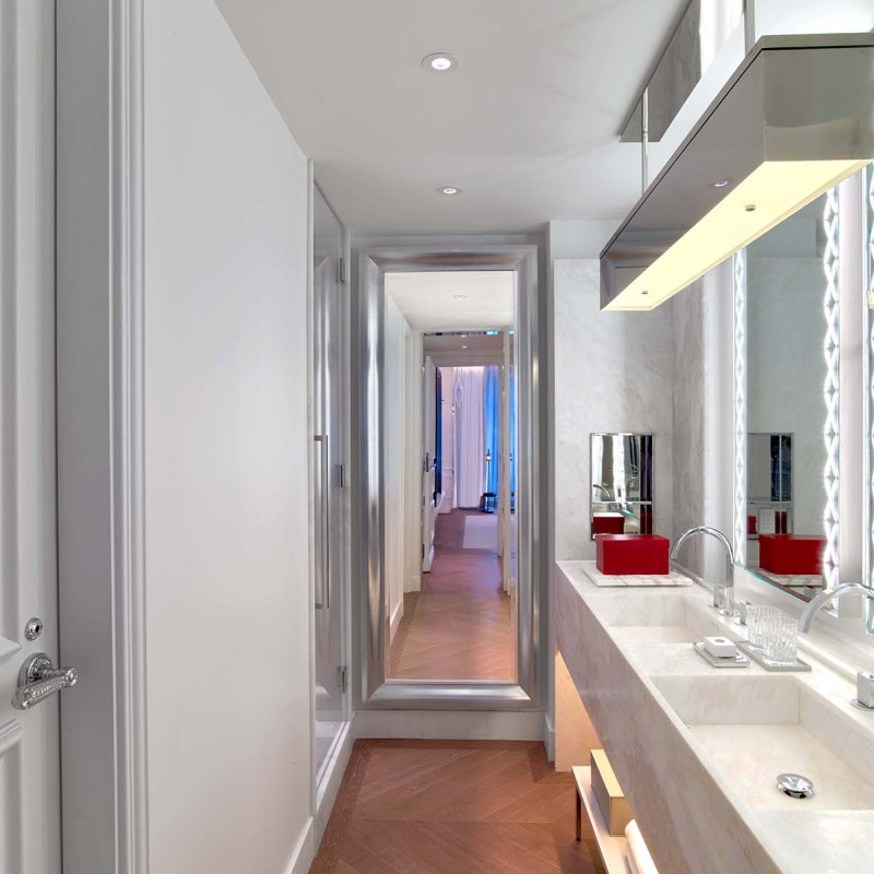 Double marble vanity outside the room in a Prestige Suite